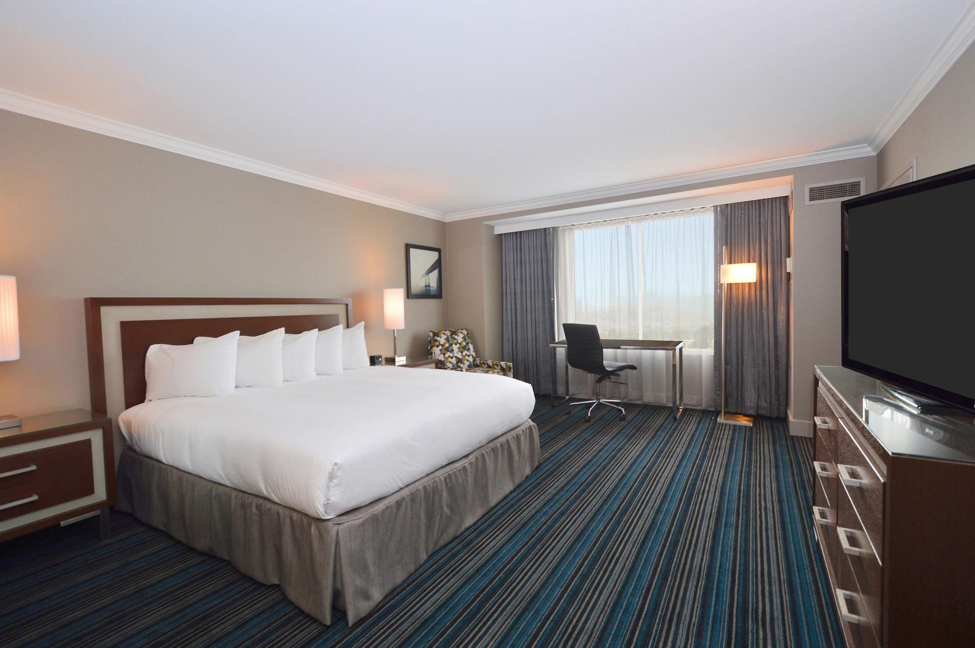Doubletree By Hilton Newark-fremont Hotel Newark