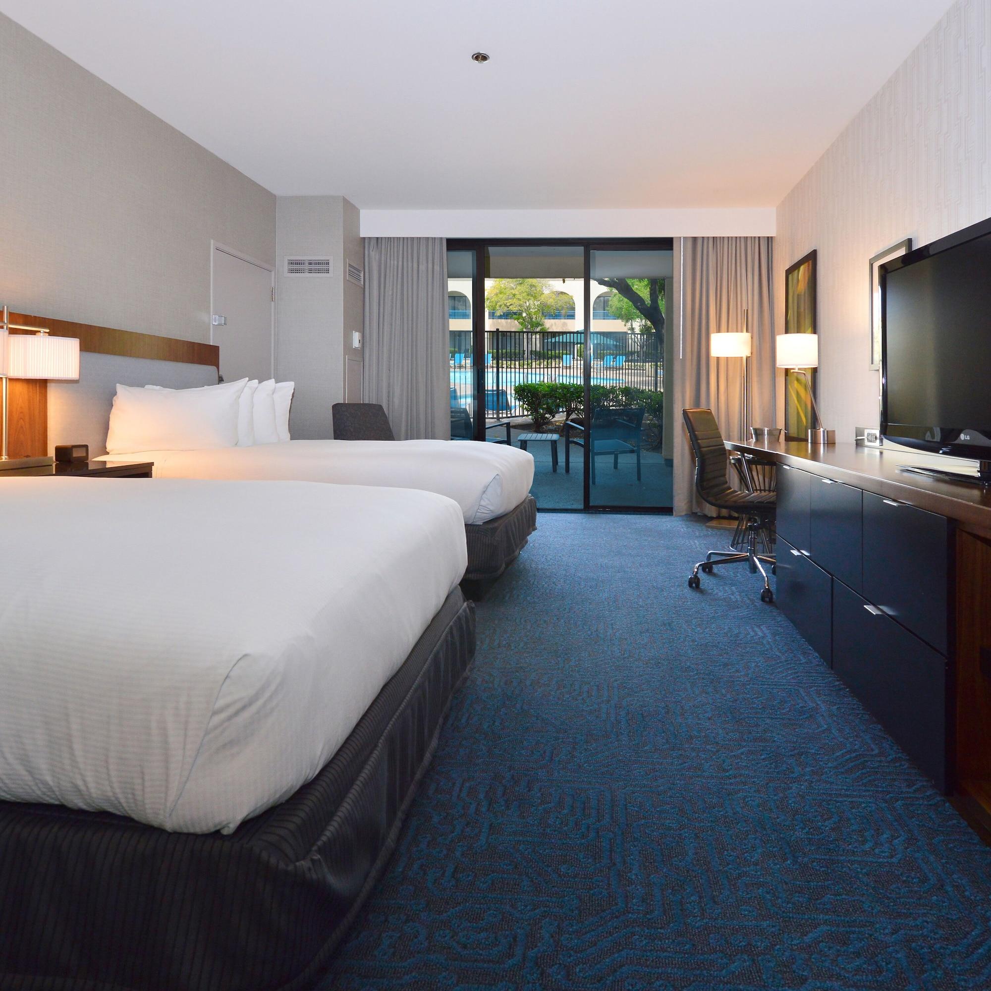 Doubletree By Hilton Newark-fremont Hotel 3*