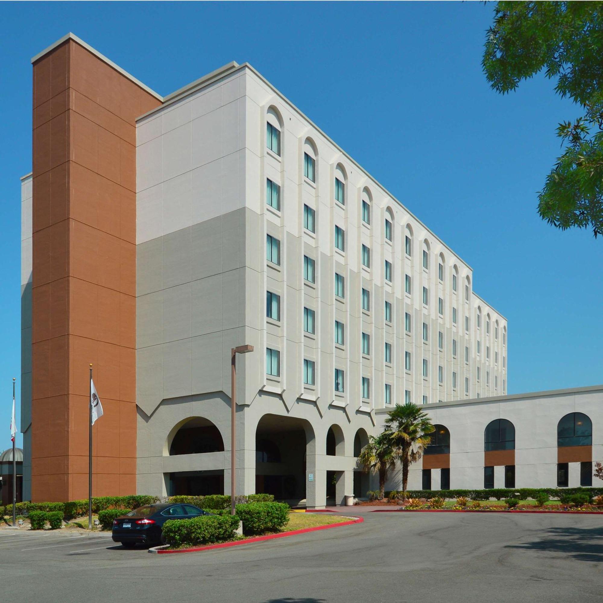 Doubletree By Hilton Newark-fremont