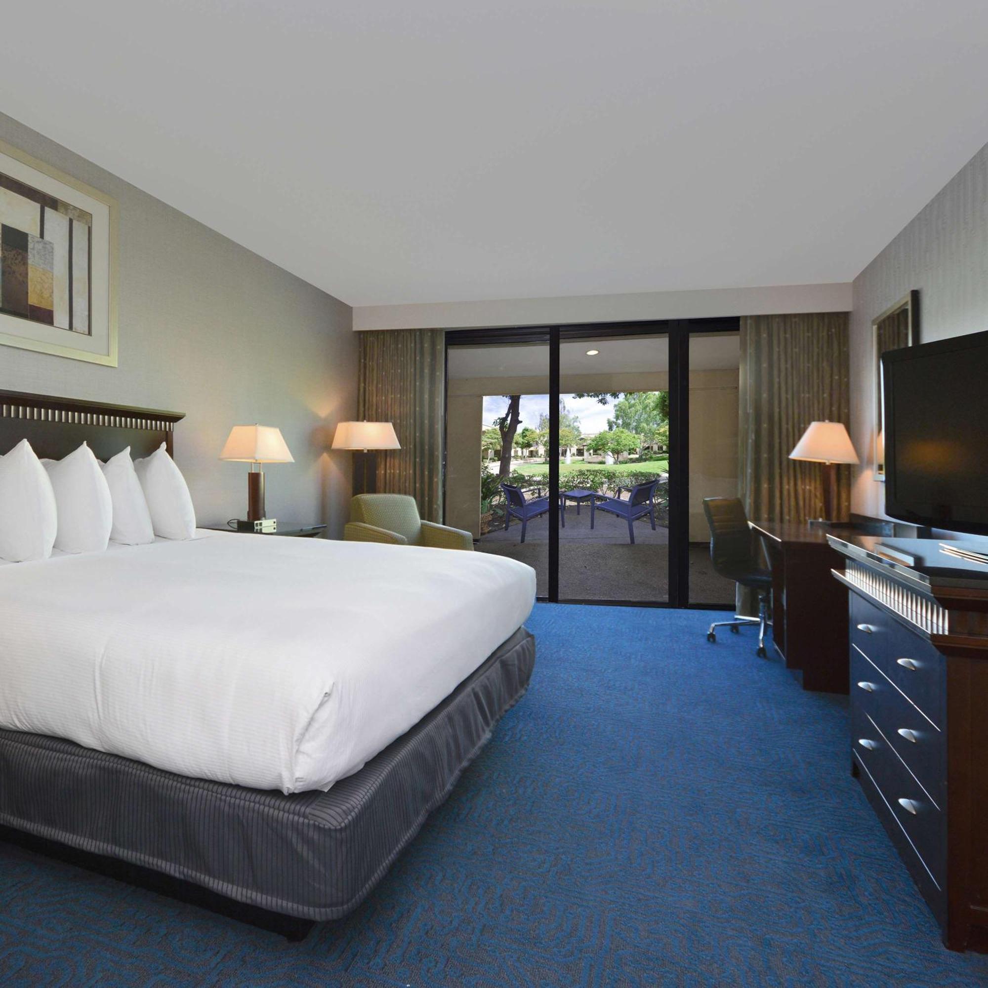 Hotel Doubletree By Hilton Newark-fremont 3*